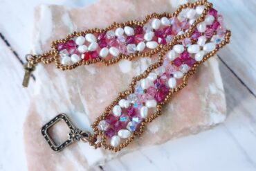 Bracelet rose blanc doré – Collection Dentelle