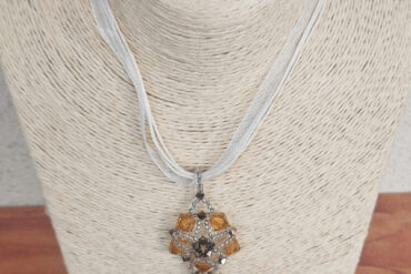 Collier pendentif étoile