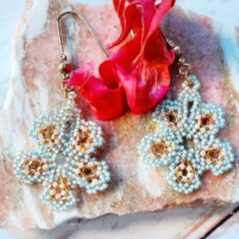 Boucles d'oreilles Fleur bleues jaunes crèmes