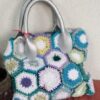 Sac fleuris bleu jaune au crochet
