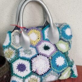 Sac fleuris bleu jaune au crochet
